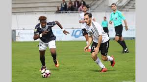 Aaron boupendza (born 7 august 1996) is a gabonese professional footballer who plays as a forward for turkish club hatayspor. Football Aaron Boupendza Vire De Bordeaux Gabon Sport
