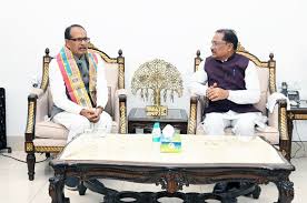 मुख्यमंत्री श्री विष्णुदेव साय से केंद्रीय कृषि मंत्री श्री शिवराज सिंह  चौहान ने की सौजन्य मुलाकात – Roytarsnews