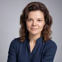 246000+ profili “Lara