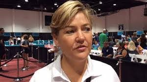 Dena Ratcliff's Instagram, Twitter & Facebook