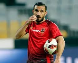 اكد الدكتور أحمد أبو عبلة رئيس الجهاز الطبي في نادي الاهلي المصري التئام موضع اصابة التونسي علي معلول محترف الفريق بشكل كامل وانه سيبدأ المشاركة في التدريبات تدريجيا. Ù…ØµØ±ÙŠÙˆÙ† ÙÙŠ Ø§Ù„ÙƒÙˆÙŠØª ØªÙØ§ØµÙŠÙ„ Ø¥ØµØ§Ø¨Ø© Ø¹Ù„ÙŠ Ù…Ø¹Ù„ÙˆÙ„ ÙˆÙ…Ø¯Ø© Ø¹ÙˆØ¯ØªÙ‡ Ù„Ù„Ù…Ù„Ø§Ø¹Ø¨ Ù…Ø±Ø© Ø¢Ø®Ø±Ù‰