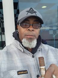 Mood... #SmokeSquad #PSSITA #SheSmokesCigars #CigarUnwind #CigarDiva45