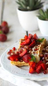 3 Zutaten Joghurt Waffeln Gesund Hellopippa Joghurt Waffeln Joghurt Gesund Zuckerfreie Rezepte