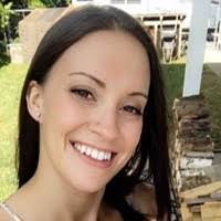 Ariel Powell's Instagram, Twitter & Facebook