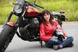 このエンジン大好きかも 動画 ほぼ月刊 梅本まどかとオートバイ vol 17 moto guzzi v9ボバースポーツ 3 3 webオートバイ 2021 梅本まどか 女性ライダー モトグッツィ