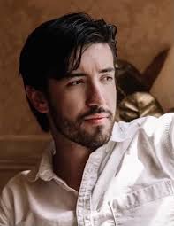 Director BIO: Adam Moses (A SIRENS CALL)