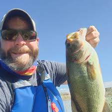 How to catch walleye at Pueblo reservoir in a kayak?