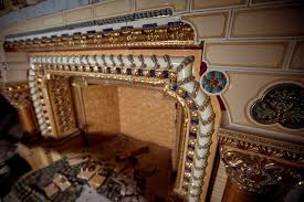 Between 20 and 21 august 2021, admission to budapest history museum is free. Hamarosan Elkeszul A Szent Istvan Terem Zsolnay Kandalloja