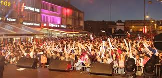 Jazz, rap, classique, hip hop. Musique Photos Saint Lo Un Monde Fou A La Fete De La Musique