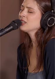 Lizzy Mcalpine in Agreement