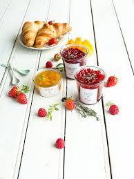 Trio De Confitures Aux Herbes Fraiches Fraise Thym Framboise Estragon Mangue Verveine Confiture Alimentation Recette Confiture De Fraises