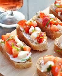 Let the festive season begin! Mozzarella Basil Strawberry Crostini Eatwell101