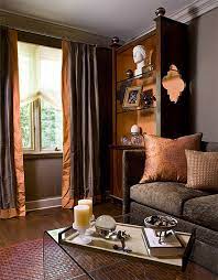 Copper home decor has been trending with designers and bloggers since 2012 and continues to trend in 2016. Copper Accent Decor