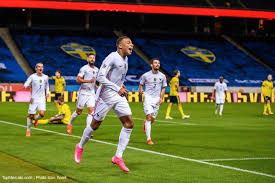 Mais ce n'est pas tout, il y a également un sur la chaîne l'équipe : Ligue Des Nations La France Gagne En Suede Le Portugal Deroule Contre La Croatie