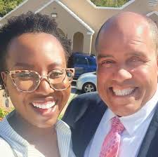 Moriah Barrett and Scott Simons' Wedding Website