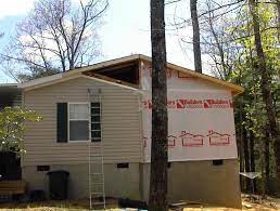 Homeowners Reveal Common Mobile Home Remodeling Mistakes Remodeling Mobile Homes Mobile Home Addition Mobile Home Roof