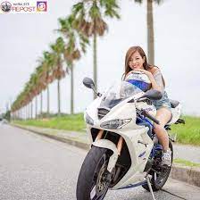 triumph girls biker motorbike girl cafe racer girl bikes girls