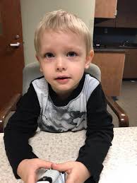UPDATE: GAVIN'S MOTHER HAS CLAIMED HIM. Devin/Gavin (goes back and forth  with name) was found at 403 E Mulberry Street at about 7:15 am