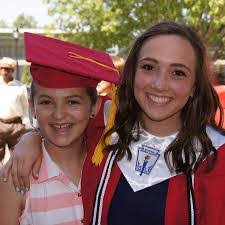 Eliza Downs's Instagram, Twitter & Facebook