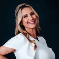 Lydia Wolfe's Instagram, Twitter & Facebook