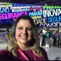 Carina Pedroso's Instagram, Twitter & Facebook