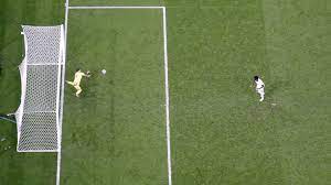 Джанлуиджи доннарумма родился 25 февраля 1999 года. Ympvub4geofaxm