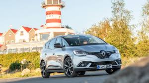 Za razliko od prejšnje generacije je postal boljši v. Renault Grand Scenic Tce 130 Im 100 000 Km Dauertest Auto Motor Und Sport