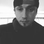 Chris Hullinger's Instagram, Twitter & Facebook