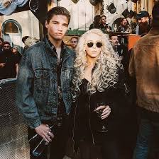 Instagram / peg parnevik vis mer. Have Had Bulimia For Three Years