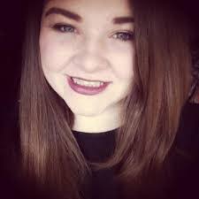 Marisa Peck's Instagram, Twitter & Facebook