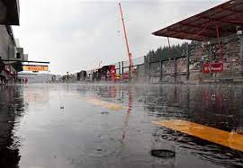 He is the son of the mine shaft explosives factory mechanic and amateur kart driver josé luis alonso, and his wife, the department store employee ana díaz. Rain Disrupts F1 Practice Sessions At Spa Francorchamps The New York Times