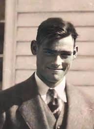 ☆ Raymond Allo Cole