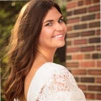 Mia Parish's Instagram, Twitter & Facebook