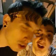 Charles Kerr (@charleskerr17)