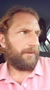 Tracy Cummins (@TracyCummins19)