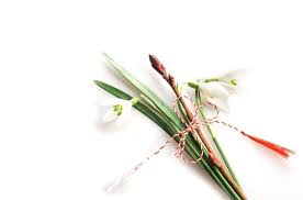Cu toate ca este mult mai elegant si sa spunem ca da mai bine in momentul in care oferi un martisor de 1 martie, poti trimite si o felicitare online de martisor. Mesaje Si FelicitÄƒri Virtuale Ale News Ro