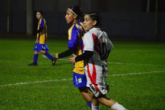 Vamos las pibas! 🔵🟡🔵 Mitre perdió 1-0 ante Guaraní en la vuelta de la  segunda ronda del torneo Regional Amateur Femenino y se despidió del  certamen con un 3-0 en el global