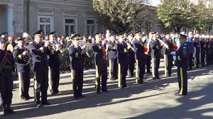 Jandarmi falticen scoala altfel sediul scolii militare de subofiteri de jandarmi petru rares falticeni stiri suceavalive suceavalive. Juramant Militar La Scoala Militara De Subofiteri De Jandarmi Falticeni 8 Nov 2013 Youtube