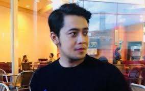 Sedang dalam status berpacaran, apa curhatan hana kepada kriss hatta di hari terakhir pertemuan mereka? Terciduk Jalan Bareng Kekasih Baru Kriss Hatta Disebut Mirip Hilda Vitria