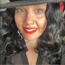 Kerri Griswold's Instagram, Twitter & Facebook