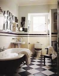 Schwarz Und Weiss Geflieste Badezimmer Deko Ideen Badezimmer Black White Bathrooms Bathroom Inspiration Victorian Bathroom