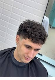 Top Men's Haircut Tips for a Fresh Look