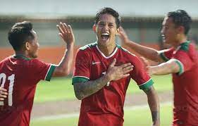 Di babak kedua, vietnam menambah satu go lagi setelah duc chinh mencetak gol ketiga alias hattrick ke gawang kamboja. Video Highlight Friendly Match Indonesia Vs Vietnam Bolalob Com