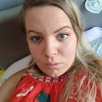 Rosie Goff (rosiegoffxx)