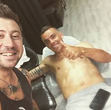 We did not find results for: Man Si Coman S Au Dus La Artistul Preferat Al Fotbalistilor Inaintea Meciului Cu Chiajna Primul Si A Umplut Bratul Cu Un Desen Fioros Foto Sport Ro