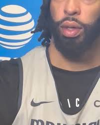 Anthony Davis 🤝 Carmelo Anthony, [via @landonbuford]