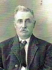 Arthur Hawk's Instagram, Twitter & Facebook