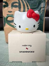 Hello Kitty x Starbucks 2024