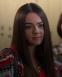 Jenna Smart's Instagram, Twitter & Facebook