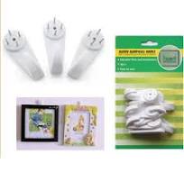 Plastic frame hardwall hook picture hangers